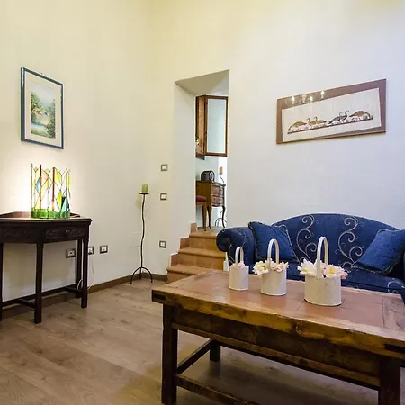 Casa Della Torre In Borgo Medievale * Stroncone