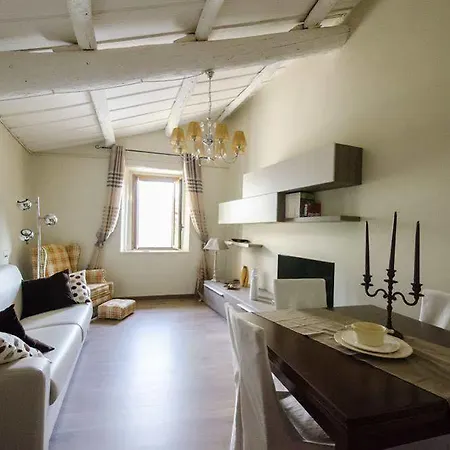 Casa Della Torre In Borgo Medievale Апартаменты Stroncone