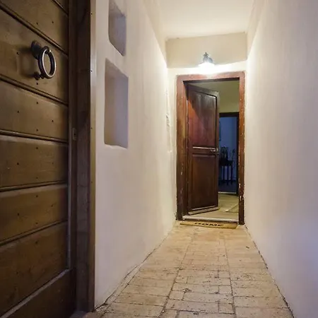 Casa Della Torre In Borgo Medievale Stroncone