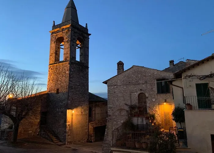 Casa Della Torre In Borgo Medievale * Stroncone