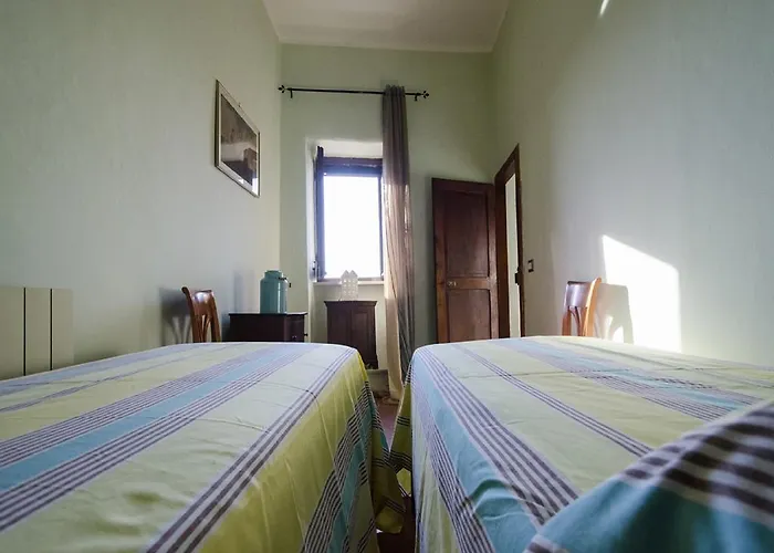 Casa Della Torre In Borgo Medievale Stroncone