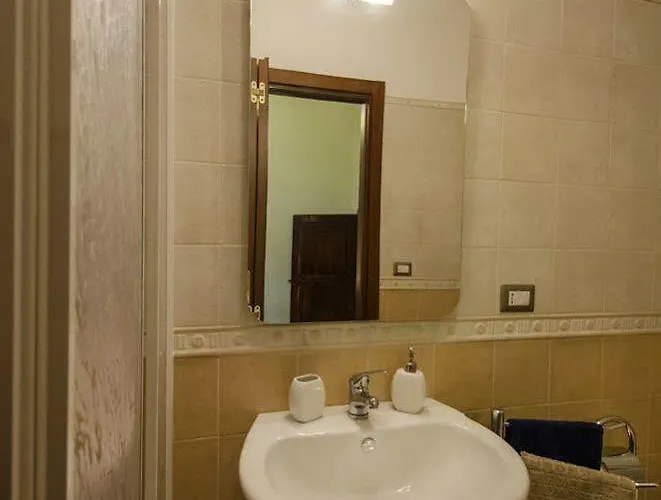 Casa Della Torre In Borgo Medievale Apartamento *