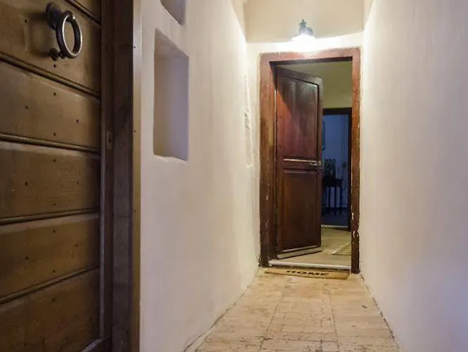 Casa Della Torre In Borgo Medievale Stroncone